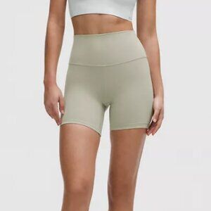 NWT: lululemon Align™ High-Rise Short 6" - Fog Green, Size 2